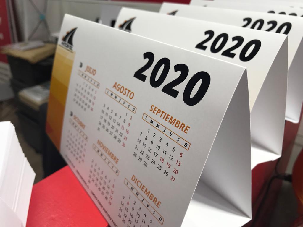 CALENDARIOS DE ESCRITORIOS (2022) 6"X 4" TABLE TENTS